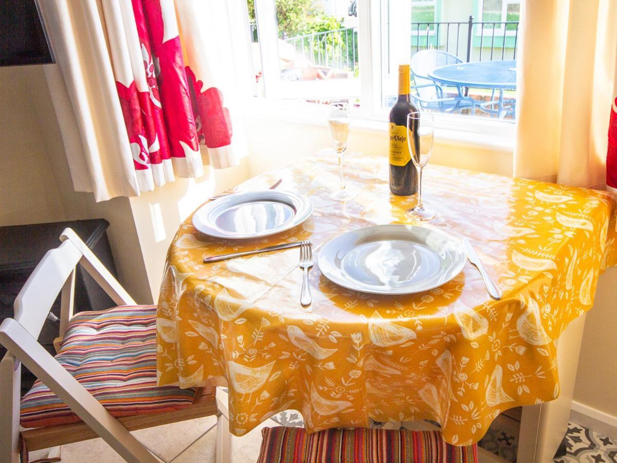 Dart Haven - Cheerful Holiday Bungalow In Galmpton Dış mekan fotoğraf